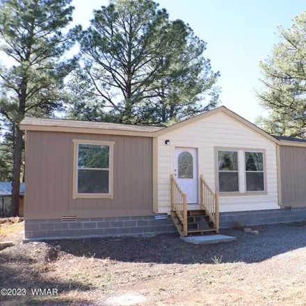 Buy this studio apartment on 3660 Pine Lane in Navajo County, AZ 85929