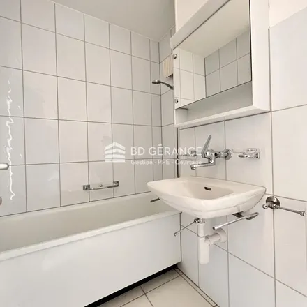 Rent this 4 bed apartment on Nobsstrasse 5 in 3072 Ostermundigen, Switzerland