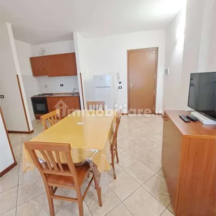 Image 6 - Via della Motomeccanica, 00071 Pomezia RM, Italy - Apartment for rent