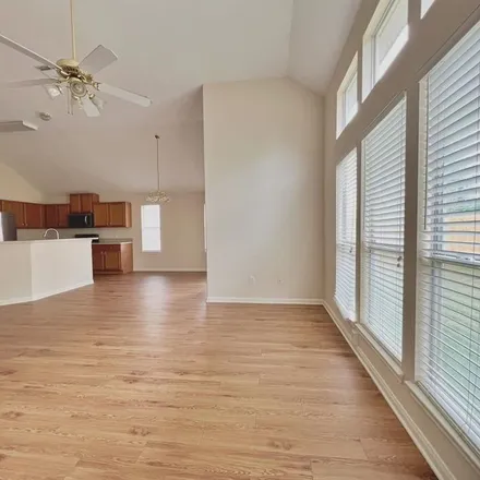 Image 3 - 6771 Albion Crescent Drive, Harris County, TX 77449, USA - Apartment for rent