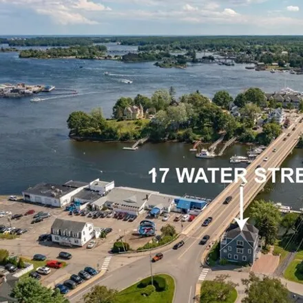 Rent this 2 bed townhouse on 17 Water Street in Kittery, ME 03904