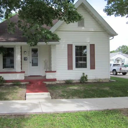 Buy this 2 bed house on 368 South Main Street in Spencer, Owen County
