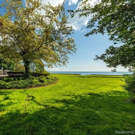 Image 9 - 15458 Windmill Pointe Drive, Grosse Pointe Park, MI 48230, USA - House for sale