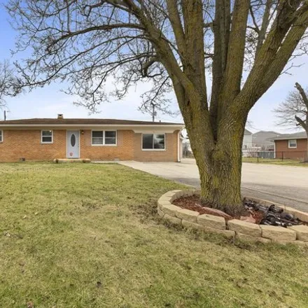 Buy this 3 bed house on 8319 Hickory Lane in Indianapolis, IN 46113