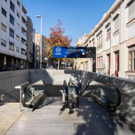 Image 1 - Moto Luar, Rua de Olivença, 4000-121 Porto, Portugal - Apartment for rent