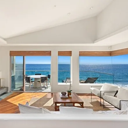 Image 2 - Dean's House, Pacific Coast Highway, Las Flores, Malibu, CA, USA - House for rent