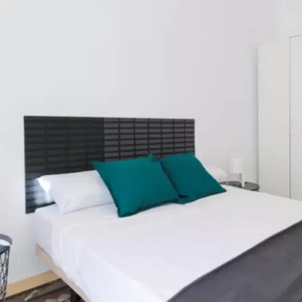 Rent this 7 bed room on Carrer de Mallorca in 170, 08001 Barcelona