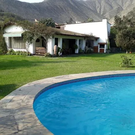 Buy this 4 bed house on Country Club La Planicie in Calle Monte Alegre, La Molina