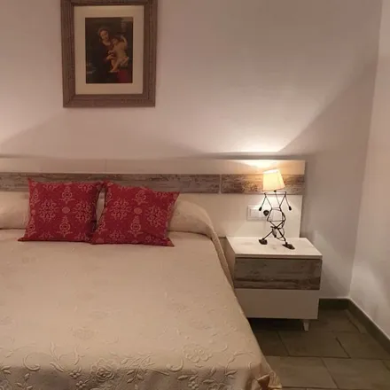 Rent this 3 bed house on 23670 Castillo de Locubín