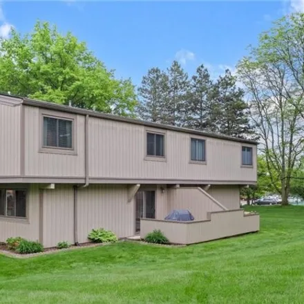 Buy this 3 bed condo on Harbour Light Drive in North Royalton, OH 44096