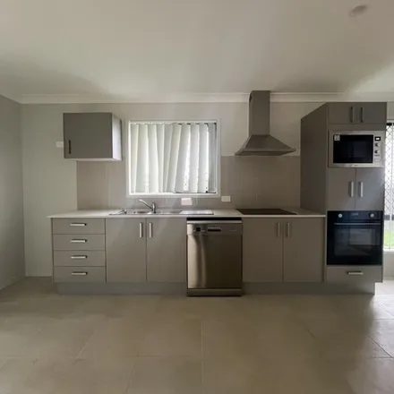 Rent this 2 bed apartment on Macksville Ambulance Station in Grandview Drive, NSW 2447