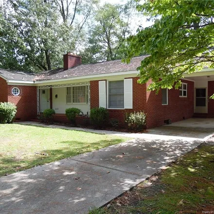 Rent this 3 bed house on 603 West 22nd Street in Lumberton, NC 28358