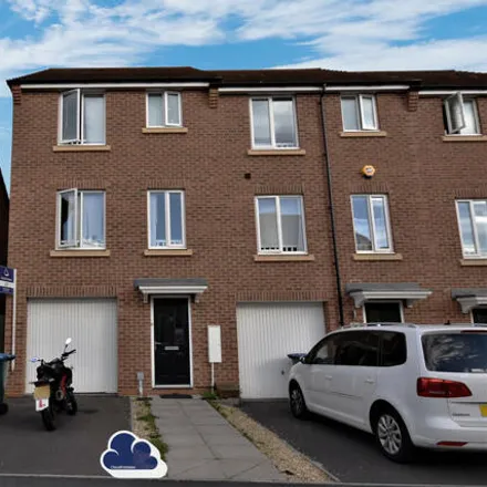 Rent this 4 bed duplex on 36 Surrey Drive in Coventry, CV3 1PL