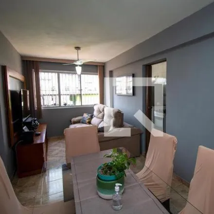 Buy this 2 bed apartment on Patrón Street Fodd in Rua Ministro Moreira de Abreu 330, Olaria