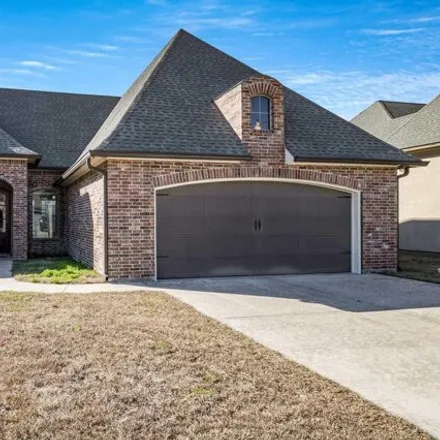 Buy this 3 bed house on 113 Cane Creek Drive in Broussard, LA 70518