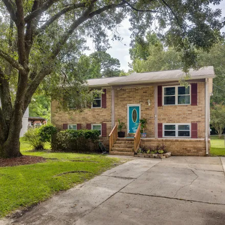 Buy this 5 bed house on 5833 Beverly Drive in Lakeview, Hanahan