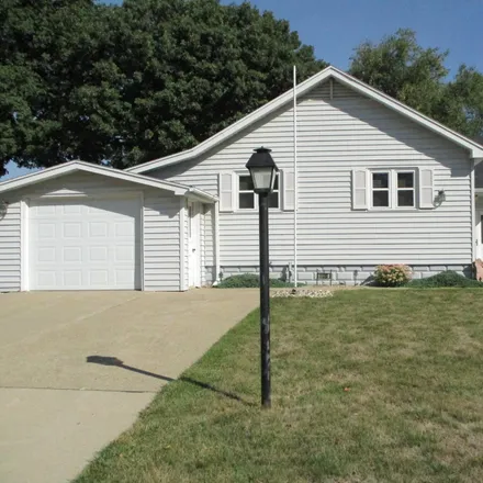 Buy this 3 bed house on 1120 West Cherry Street in Cherokee, IA 51012