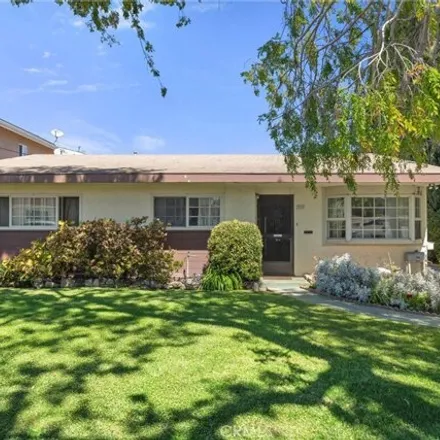 Image 1 - 1581 West 218th Street, Los Angeles, CA 90501, USA - House for sale