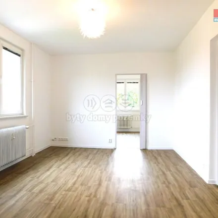 Rent this 3 bed apartment on MŠ Františkovy Lázně in Školní, Československé armády