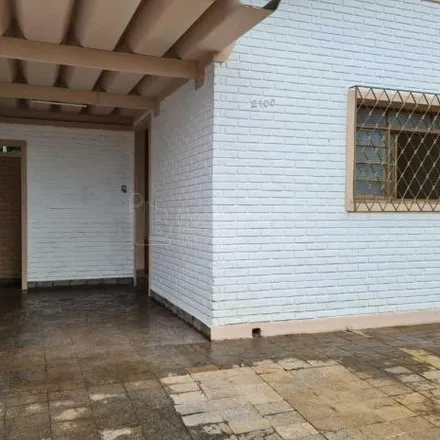 Buy this 3 bed house on Avenida Octaviano de Arruda Campos in Jardim Paulistano, Araraquara - SP
