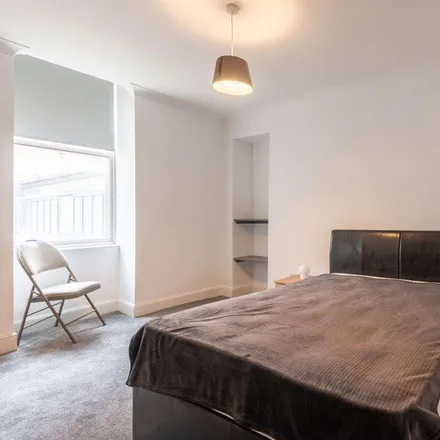 Image 5 - 8 South College Street, City of Edinburgh, EH8 9AA, United Kingdom - Apartment for rent