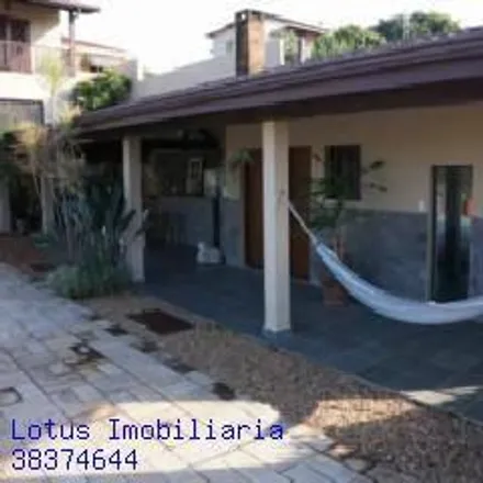 Buy this 3 bed house on Rua Alfredo Bueno in Nova Jaguariúna, Jaguariúna - SP