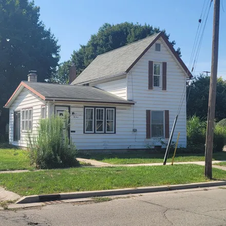 Buy this 3 bed house on 401 Abbott Street in Owosso, MI 48867