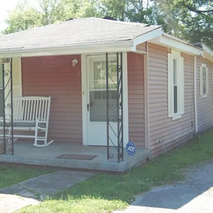 Buy this studio house on 681 Courtland Street in Murfreesboro, TN 37130