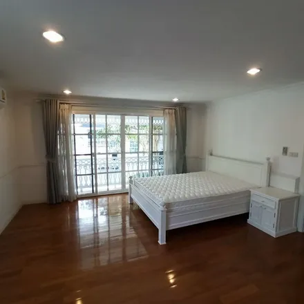 Rent this 1 bed apartment on unnamed road in Samrong Nuea Subdistrict, Samut Prakan Province 10270