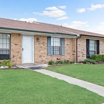 Buy this 2 bed house on 1000 Green Meadow Street in Beaumont, TX 77706