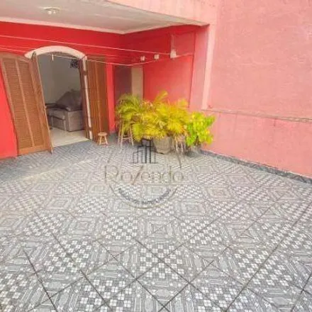 Buy this 3 bed house on Rua Doutor Geraldo de Queiroz Ferreira in Sapopemba, São Paulo - SP