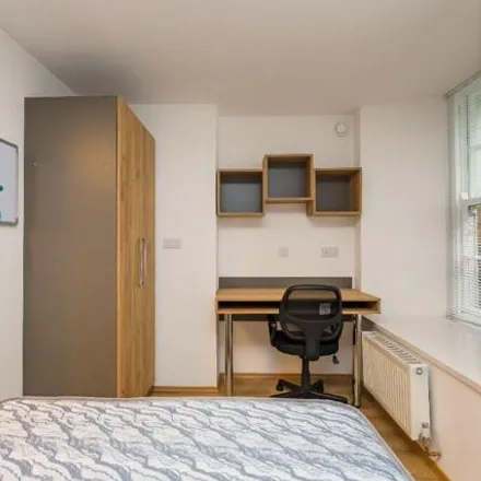 Image 8 - Leazes Terrace, Newcastle upon Tyne, NE1 4NE, United Kingdom - Room for rent