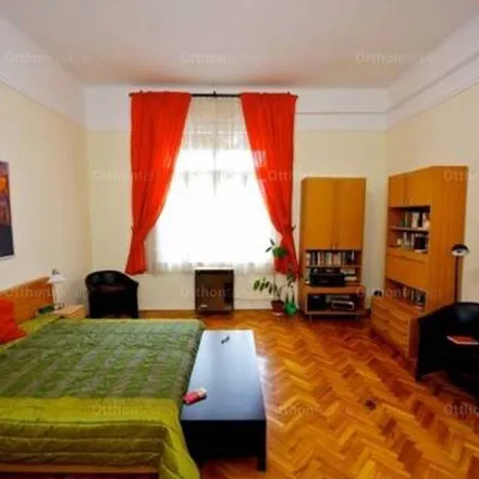 Image 3 - Budapest, Adam Clark Square, 1013, Hungary - Apartment for rent