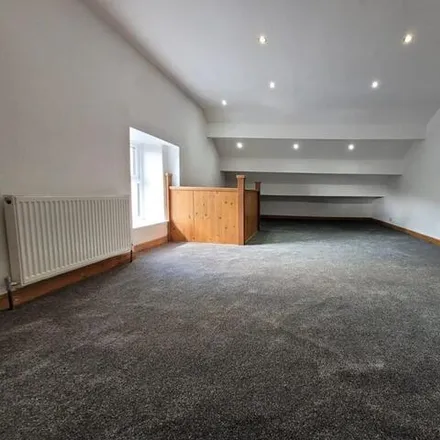 Image 3 - Oak Close, Shawforth, OL12 8NJ, United Kingdom - Duplex for rent