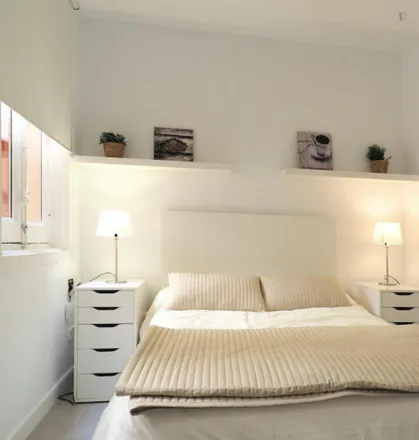 Rent this 1 bed apartment on Madrid in Doméstico Shop, Calle de Hortaleza