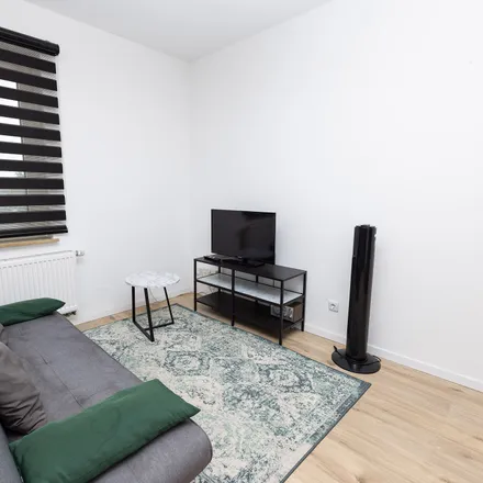 Rent this 3 bed apartment on Wilhelmring 11 in 40878 Ratingen, Germany