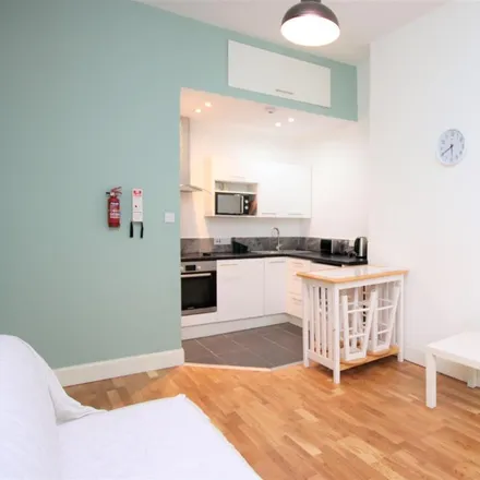 Image 4 - 29 Iona Street, City of Edinburgh, EH6 8SQ, United Kingdom - Apartment for rent