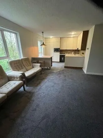 Rent this 2 bed apartment on Heather Close in Locking Stumps, Warrington