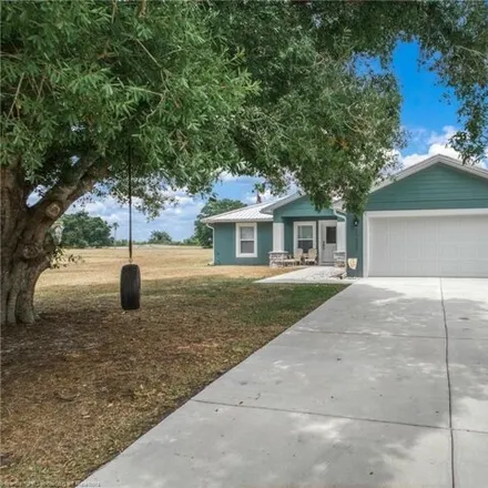 Buy this 3 bed house on Golf Court in Highlands County, FL 33876