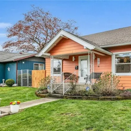 Buy this 3 bed house on 1659 South Fife Street in Tacoma, WA 98405