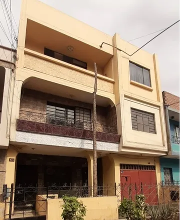 Buy this studio apartment on Jirón Antisuyo in San Juan de Lurigancho, Lima Metropolitan Area 15401