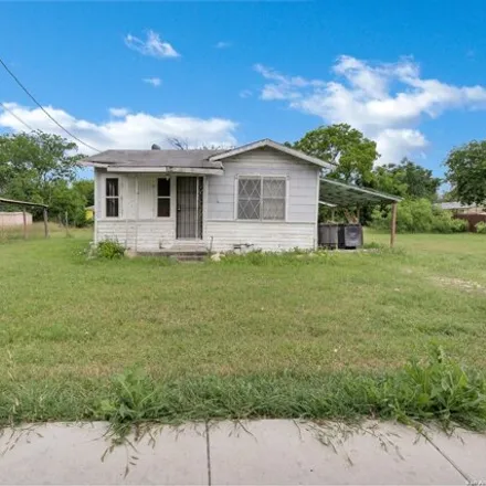 Image 1 - 658 North San Eduardo Avenue, San Antonio, TX 78228, USA - House for sale