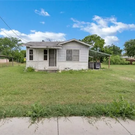 Buy this 2 bed house on 658 North San Eduardo Avenue in San Antonio, TX 78228