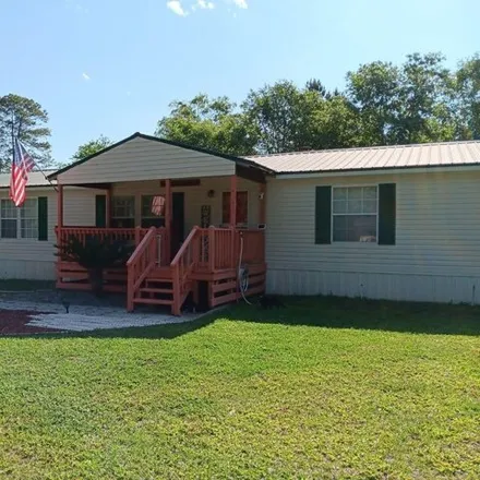 Buy this studio apartment on 1903 Peregrine Place in Clay County, FL 32068