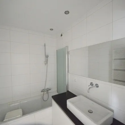 Rent this 2 bed apartment on Hendrik Vangassenstraat 7;9 in 9400 Ninove, Belgium