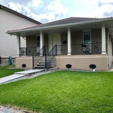 Rent this 2 bed house on 6857 Vicksburg Street in Lakeview, New Orleans