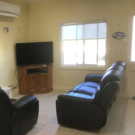 Rent this 3 bed house on Stansbury SA 5582