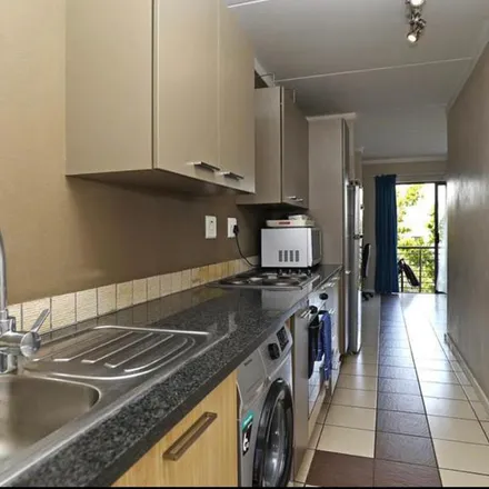 Image 2 - Bentwood Circle, Johannesburg Ward 96, Gauteng, 2055, South Africa - Apartment for rent