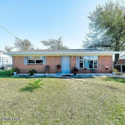 Buy this 3 bed house on 804 Nottingham Drive in Springfield, Bay County