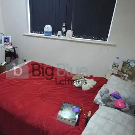Image 6 - The Poplars, Leeds, LS6 2AT, United Kingdom - Townhouse for rent